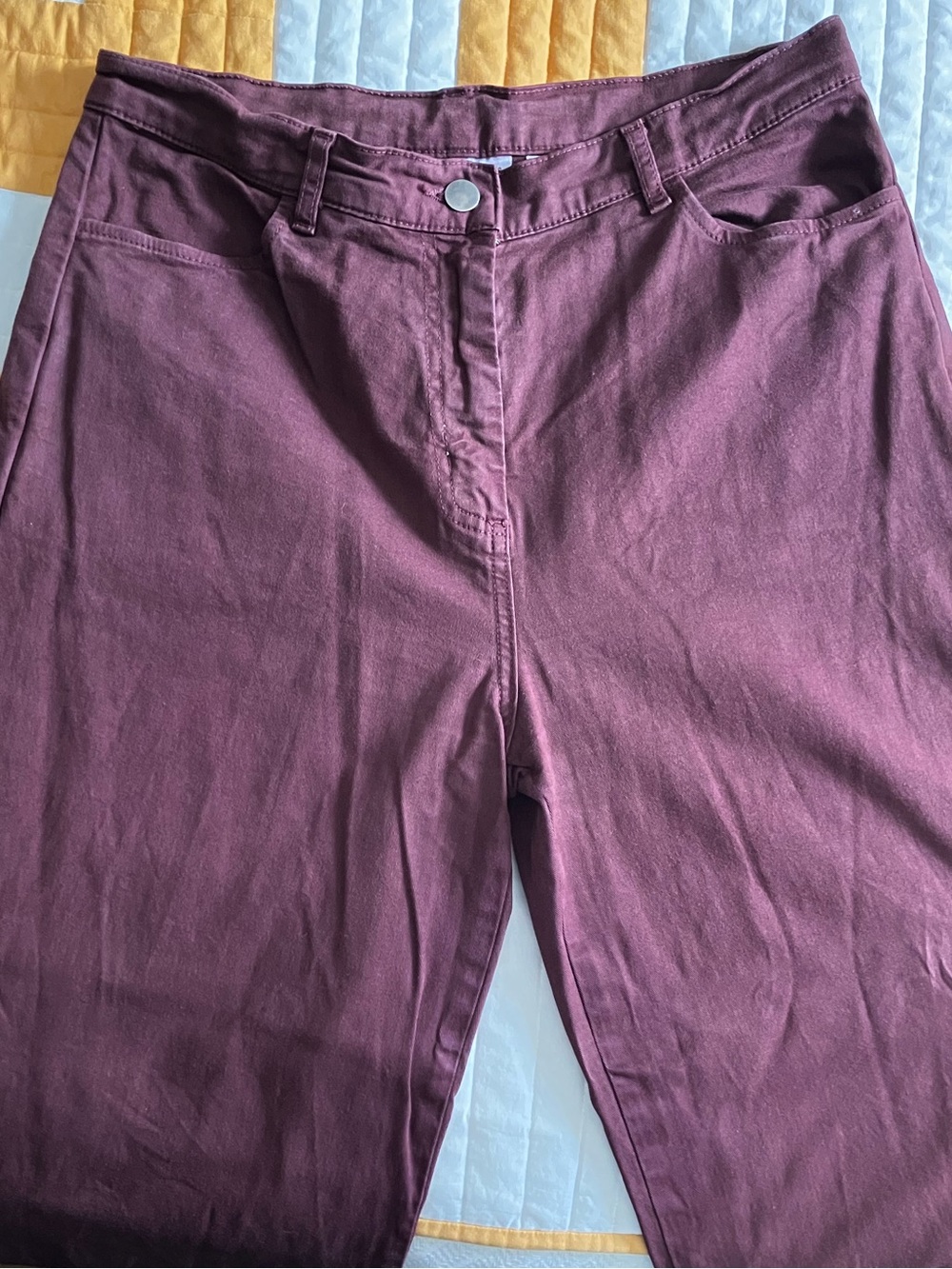 Loup Straight-Leg Pants in Deep Burgundy